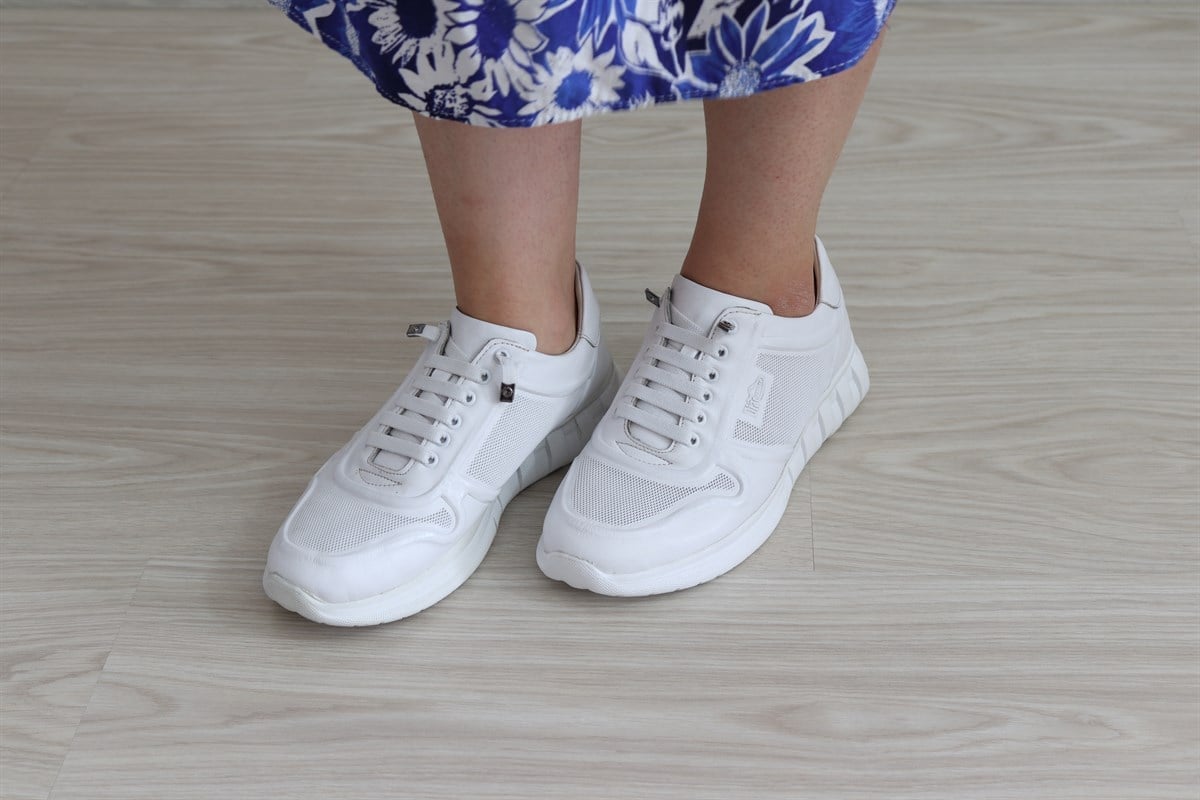 ORTOPEDiK DİYABETİK DERİ KADIN SPOR AYAKKABI 005