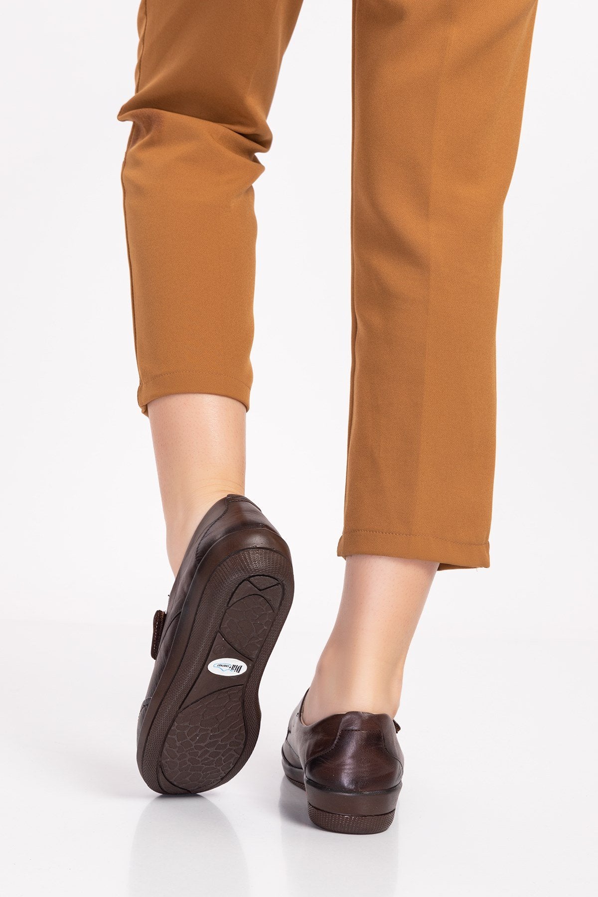 ORTOPEDiK DİYABET DERİ AYAKKABI KADIN 004