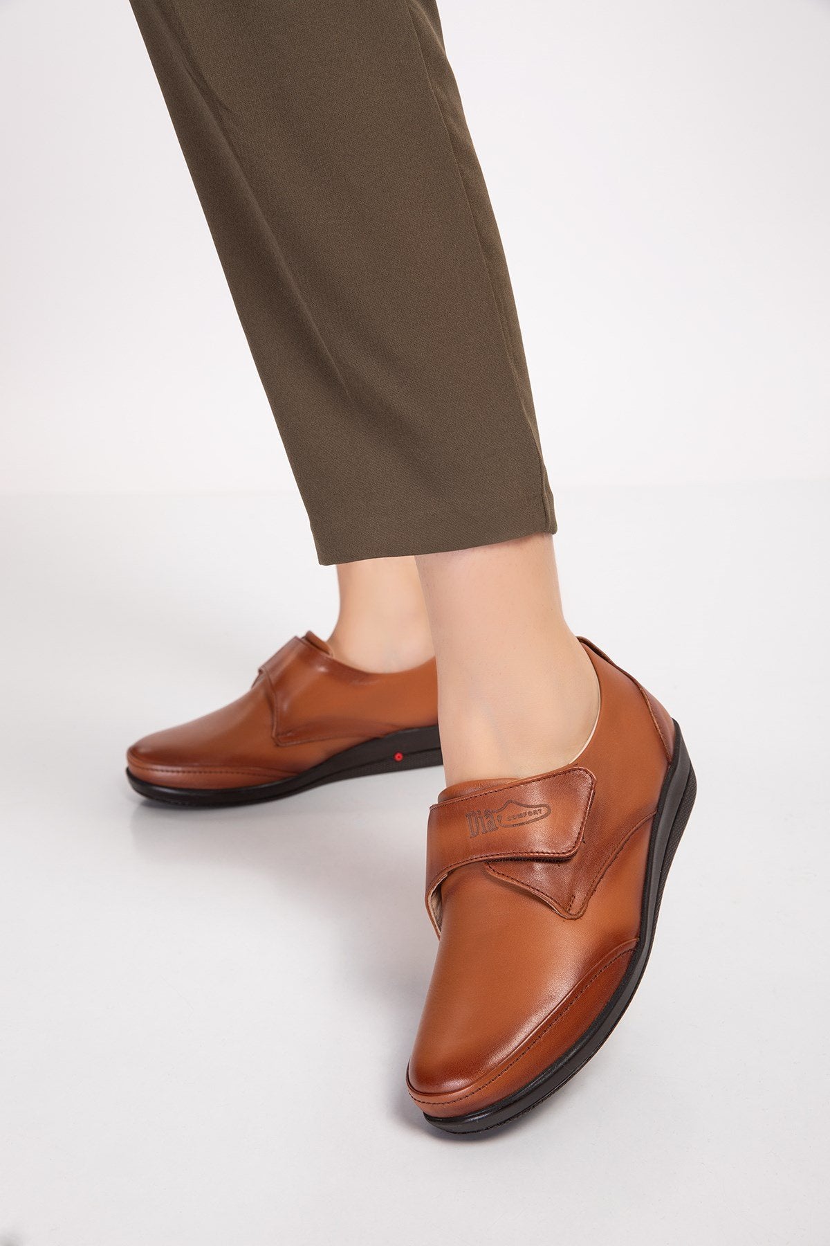 ORTOPEDiK DİYABET DERİ AYAKKABI KADIN 004