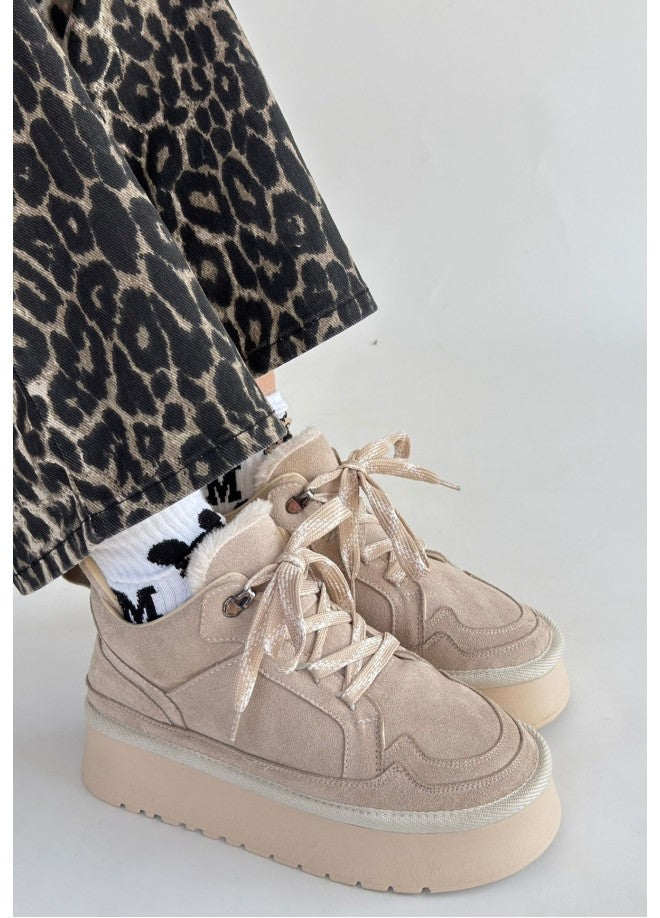 Kadın Kaymaz Tabanlı Ortopedik Deri Bot